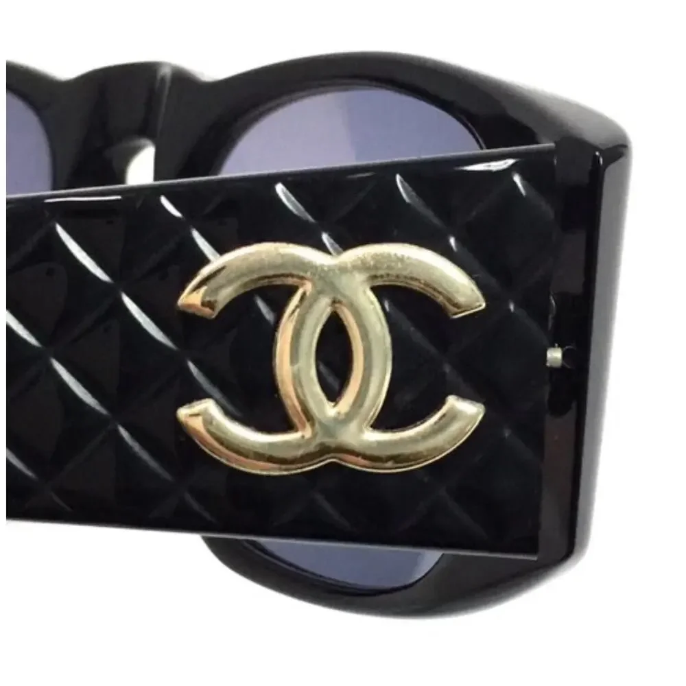 Auth CHANEL Black Vintage CC Sunglasses +Case